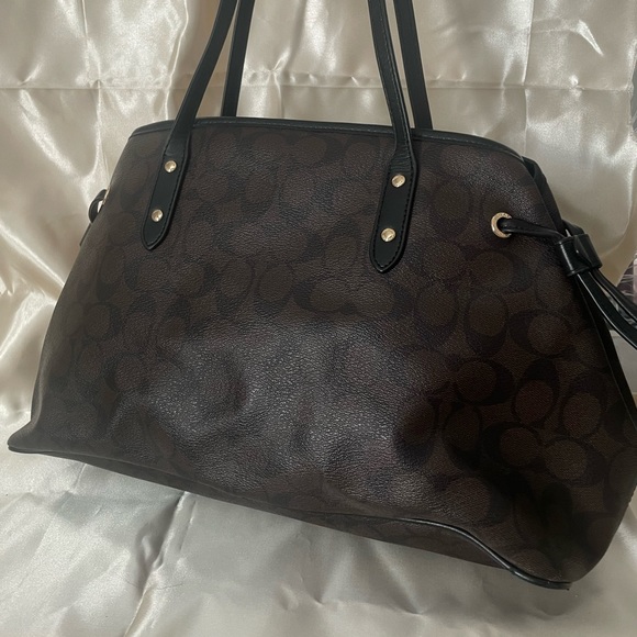 Coach Drawstring Carryall In Signature Canvas - Picture 3 of 7